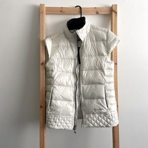White Puffer Moosejaw Vest